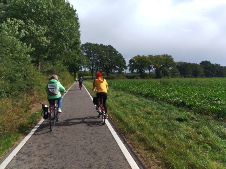 Mehr über den Artikel erfahren Mit dem Rad auf Wohnprojekt-Tour – Einblicke in Vielfalt und Gemeinschaft